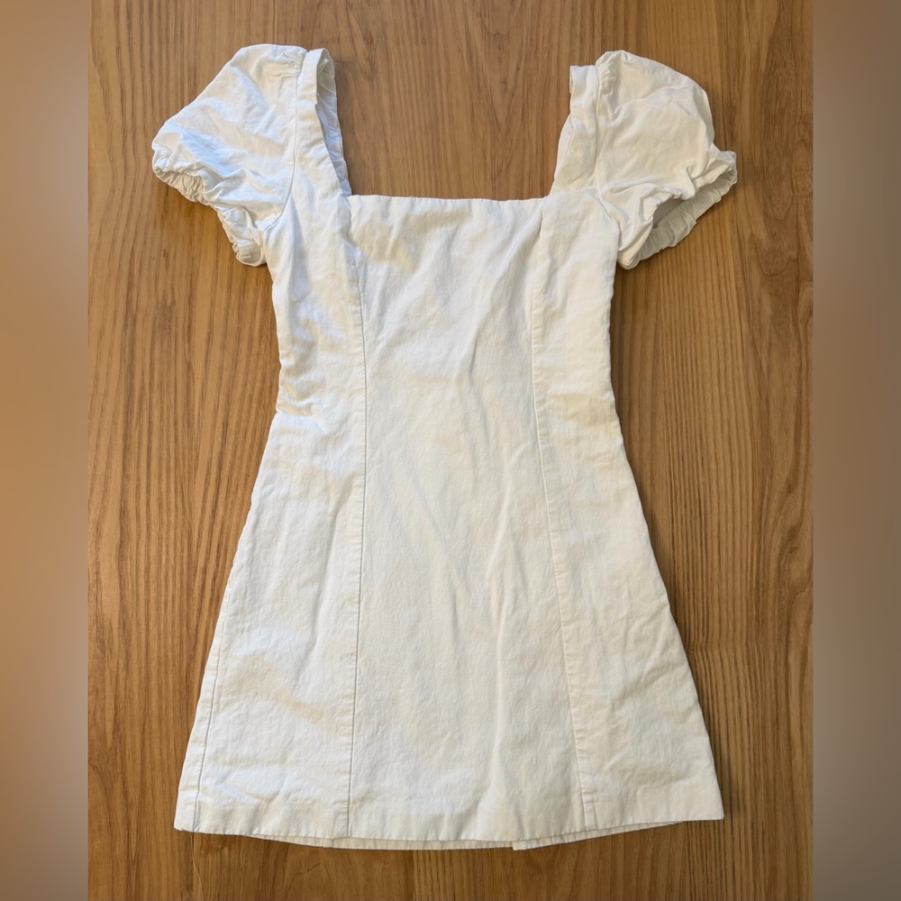 Zara Elegant White Puff Sleeve Dress